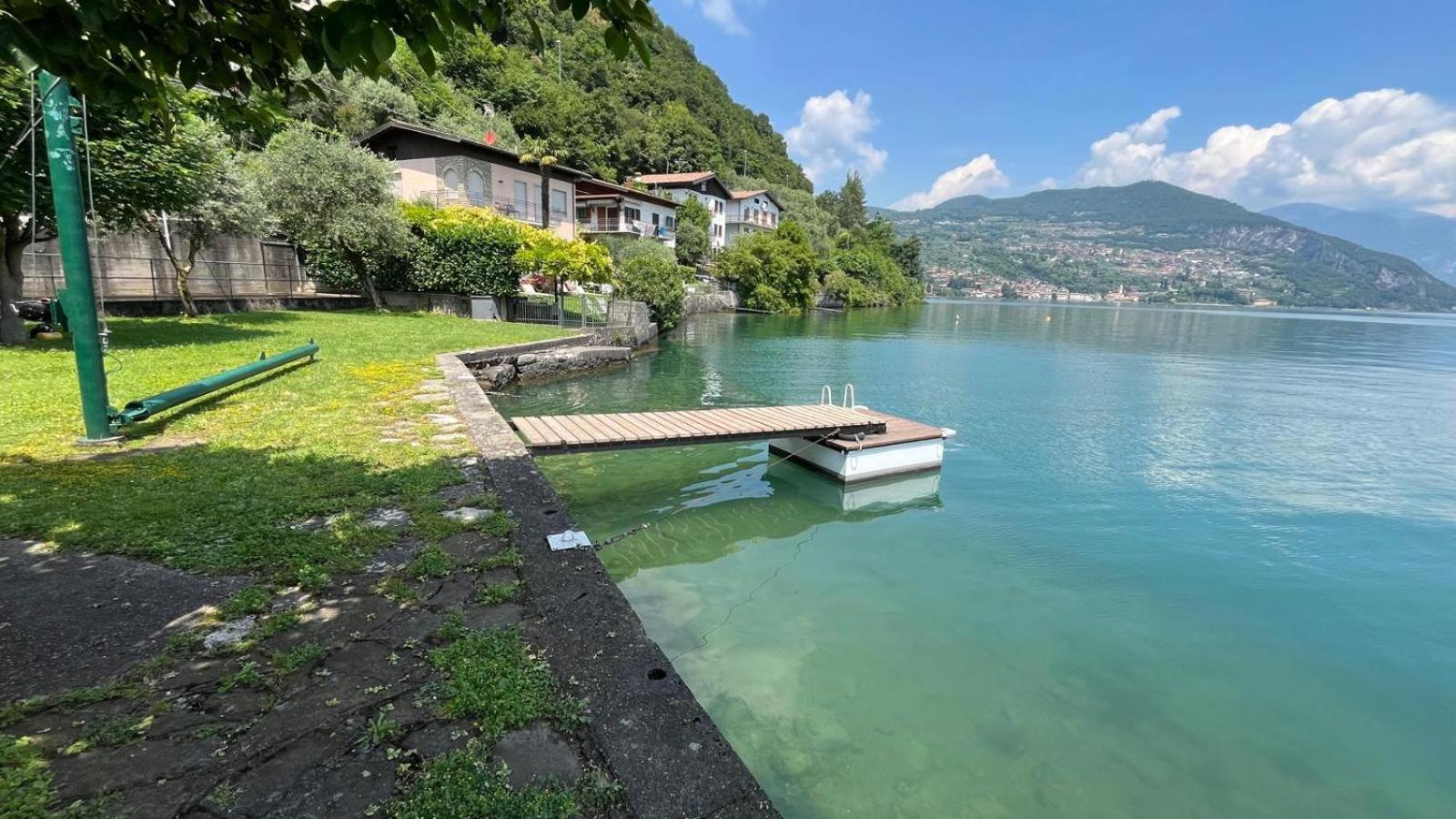 Studio Zu - Lakeside Apartment Riva di Solto Exterior photo